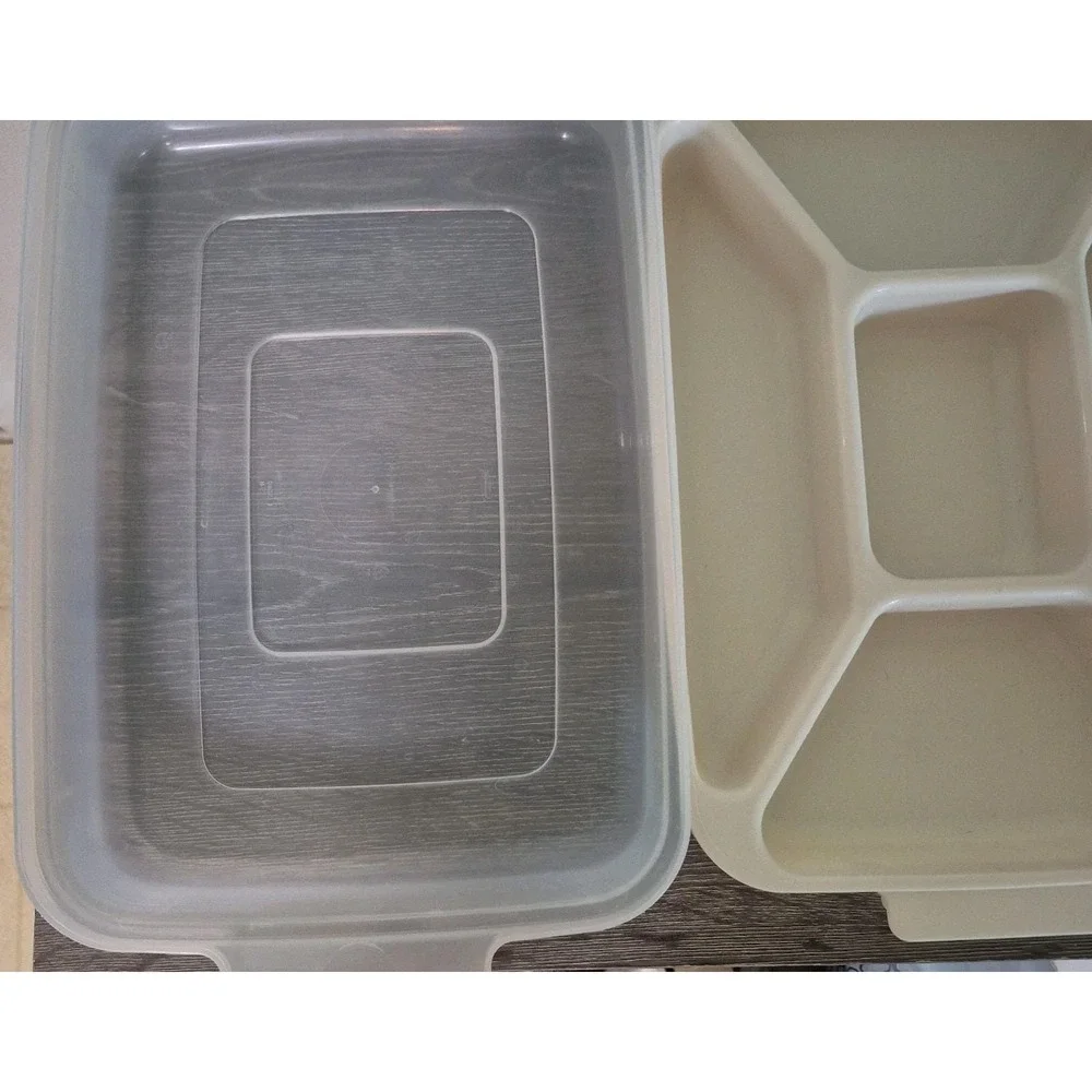 Rubbermaid vintage servin